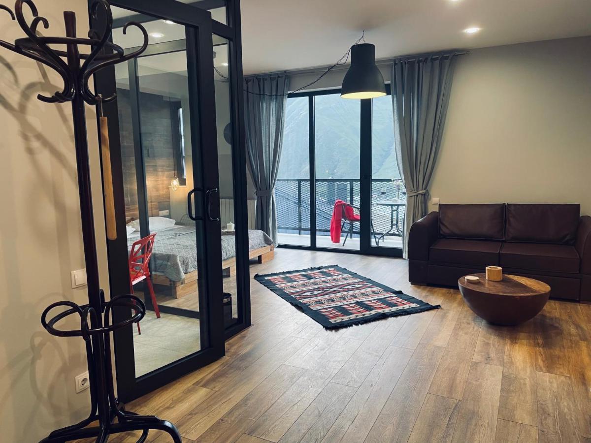 Kazbegi Stylish Apartment Exterior foto