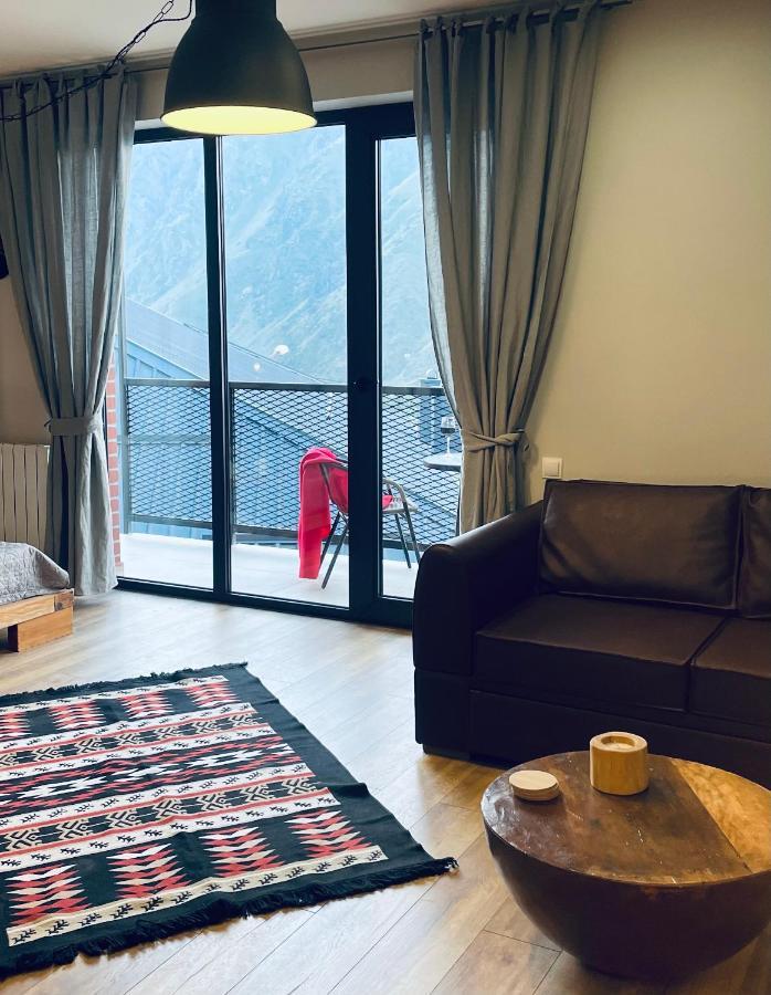 Kazbegi Stylish Apartment Exterior foto