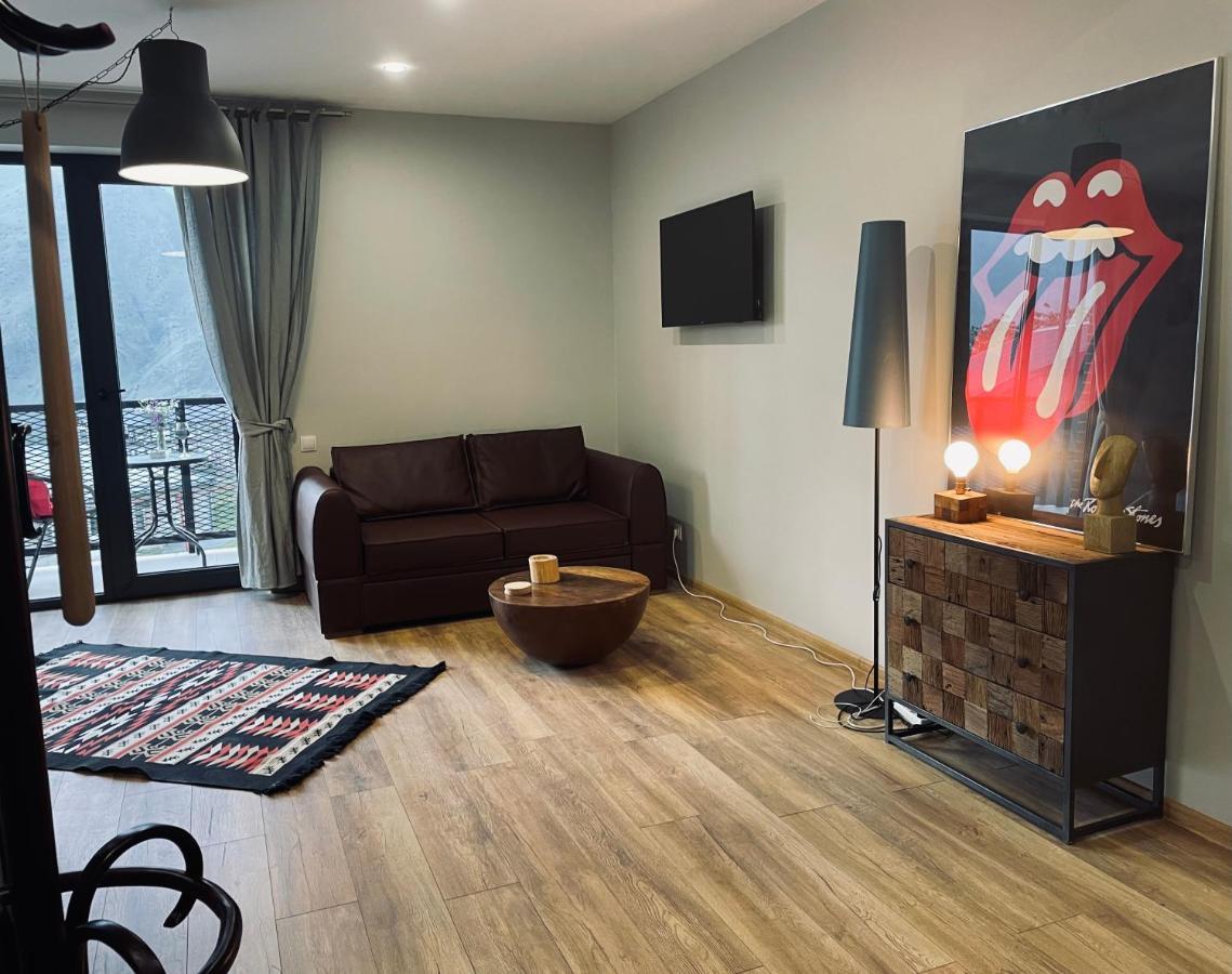 Kazbegi Stylish Apartment Exterior foto