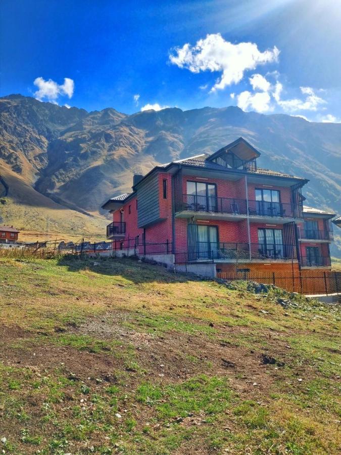 Kazbegi Stylish Apartment Exterior foto